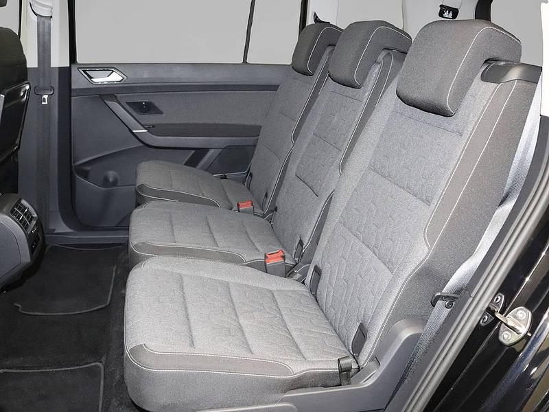 Gebraucht VW Touran S 150 PS (110 kW) 2024 Schwarz Van / Kleinbus