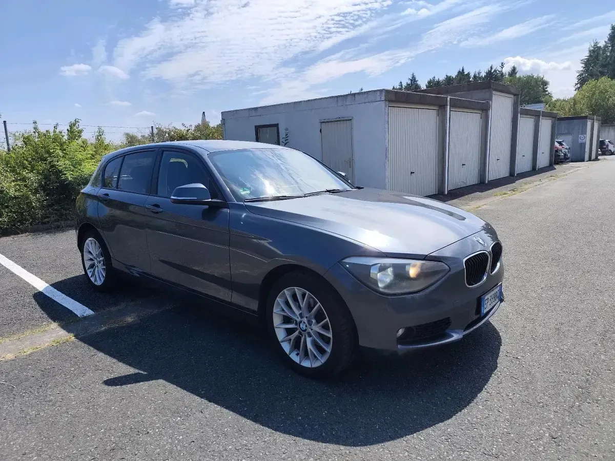 Gebraucht BMW 118 2014 Schwarz Kleinwagen