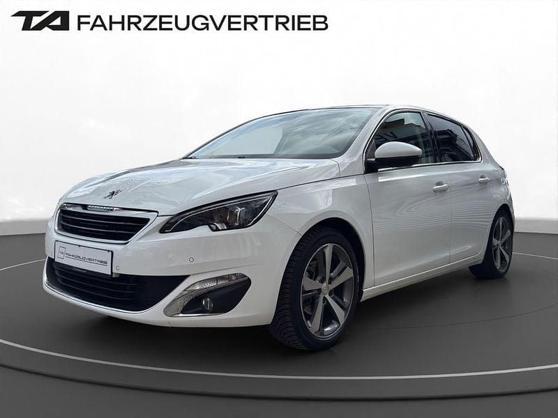 Gebraucht Peugeot 308 Allure 131 PS (96 kW) 2017 Weiß Limousine