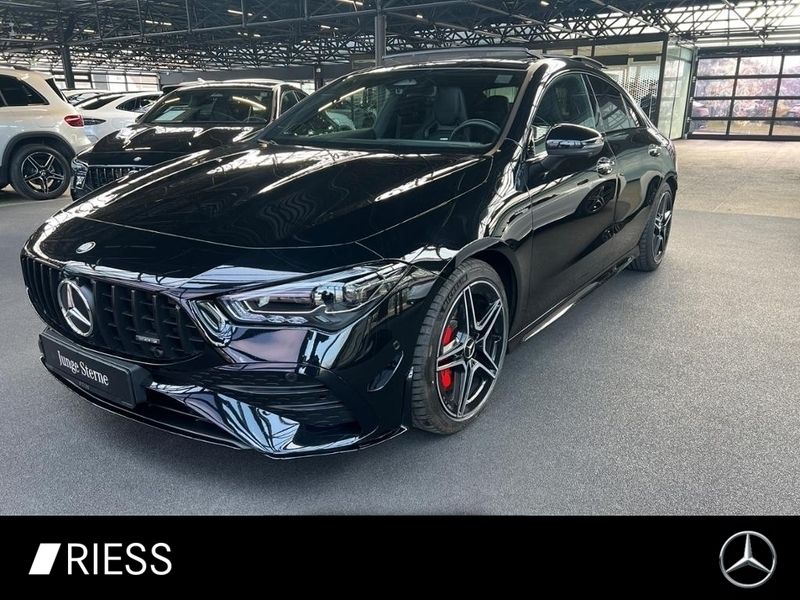 Schwarz Gebraucht 2024 Mercedes CLA35 AMG AMG Coupé | 52.900 € (Etwas zu teuer) - Bild 1/4
