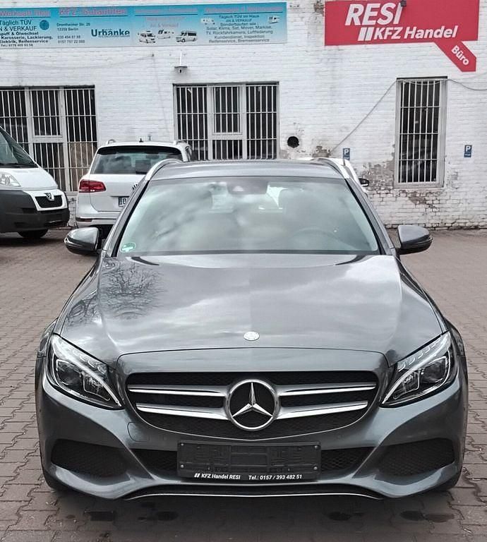 Gebraucht Mercedes C220 170 PS (125 kW) 2016 Grau Kombi