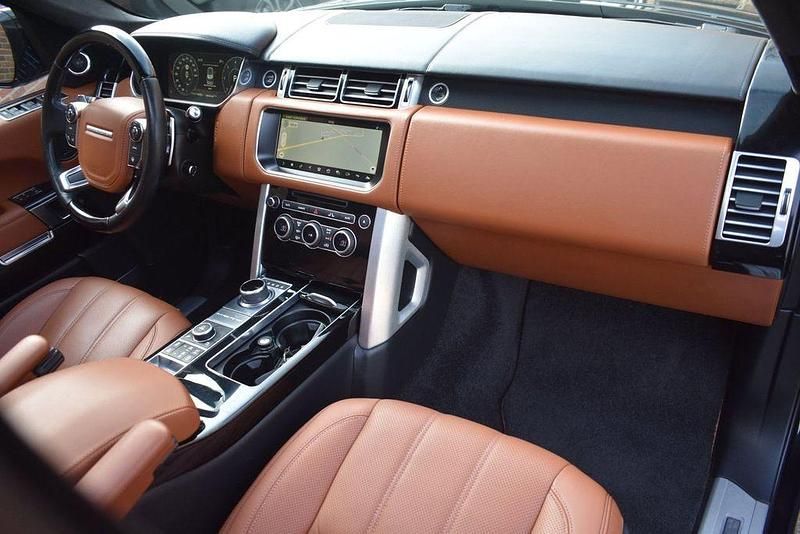 Gebraucht Land Rover Range Rover Autobiography 258 PS (189 kW) 2017 Schwarz SUV