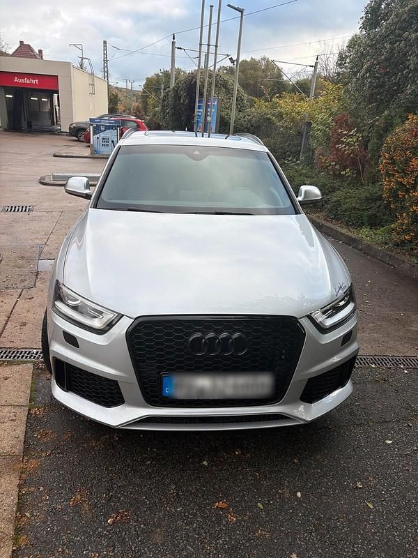 Silber Gebraucht 2014 Audi RS Q3 SUV | 23.500 € (Fairer Preis) - Bild 1/4