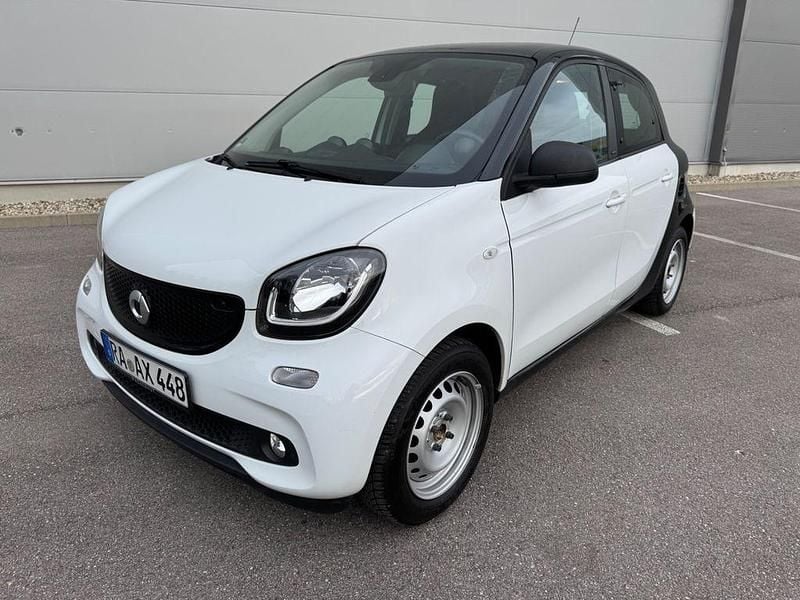 Weiß Gebraucht 2019 Smart ForFour Basis Kleinwagen | 12.900 € (Fairer Preis) - Bild 1/4