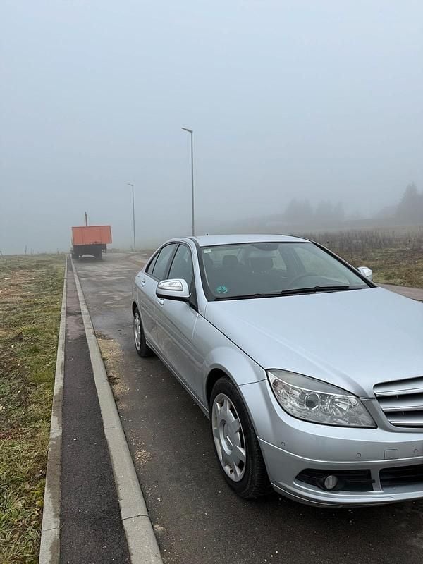 Gebraucht Mercedes C220 170 PS (125 kW) 2008 Silber Limousine