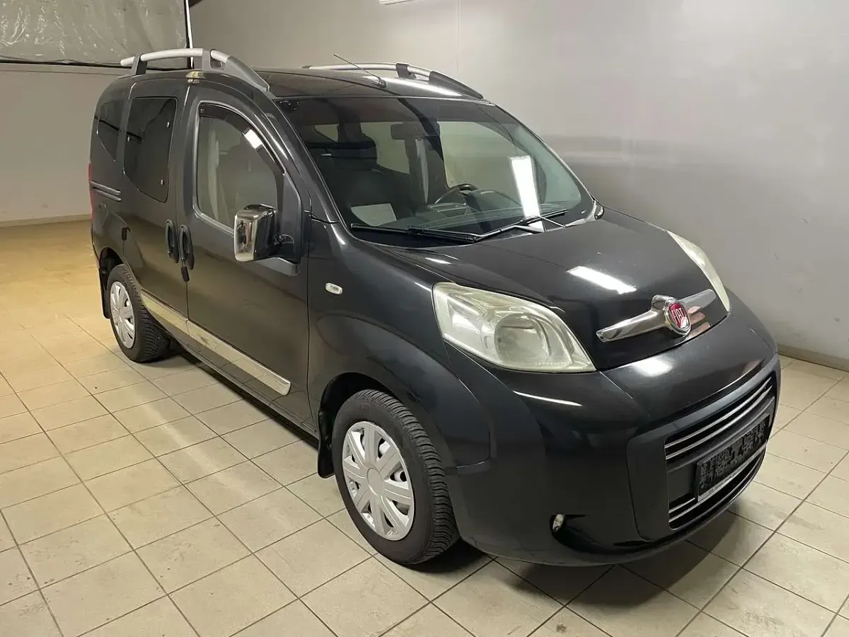 Gebraucht Fiat Qubo Dynamic 73 PS (53 kW) 2009 Schwarz rockabilly/pergusa/bod Van / Kleinbus
