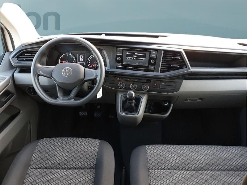 Gebraucht VW Caravelle 110 PS (80 kW) 2021 Weiß Van / Kleinbus