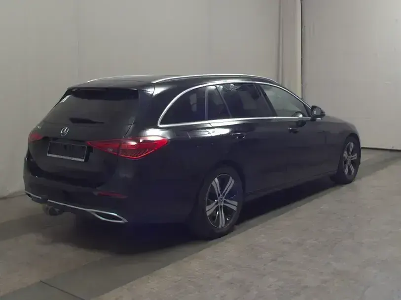Gebraucht Mercedes C220 Avantgarde 220 PS (161 kW) 2022 Schwarz Limousine