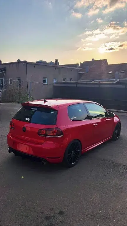 Gebraucht VW Golf VI GTI 211 PS (155 kW) 2011 Rot Kleinwagen