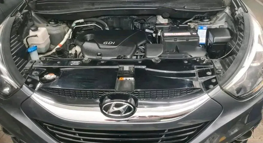 Gebraucht Hyundai Tucson 136 PS (100 kW) 2013 Grau SUV
