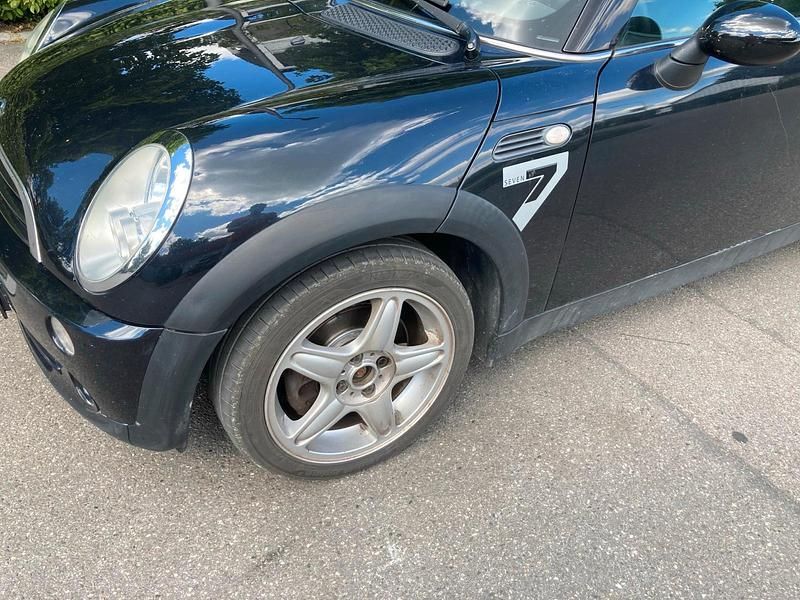 Schwarz Gebraucht 2005 Mini Cooper Seven Kleinwagen | 2.750 € (Superpreis) - Bild 1/4
