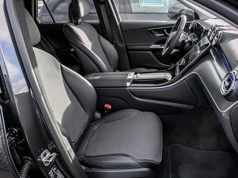 Gebraucht Mercedes GLC200 Advanced Plus 204 PS (150 kW) 2024 Grau SUV