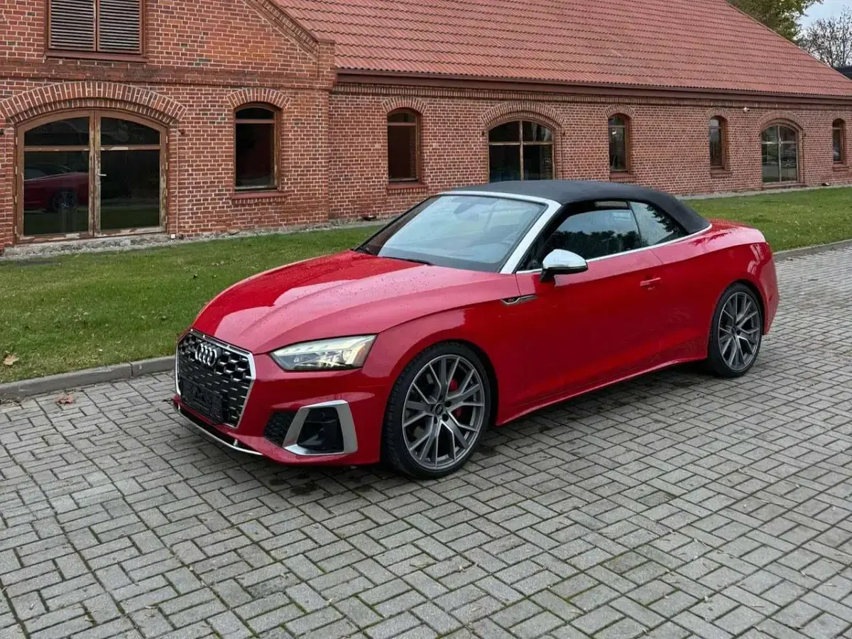 Gebraucht Audi S5 Cabriolet 354 PS (260 kW) 2023 Tangorot metallic Cabrio