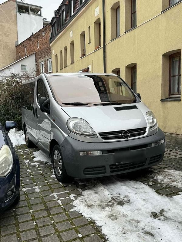 Grau Gebraucht 2004 Opel Vivaro Van / Kleinbus | 3.200 € (Superpreis) - Bild 1/4