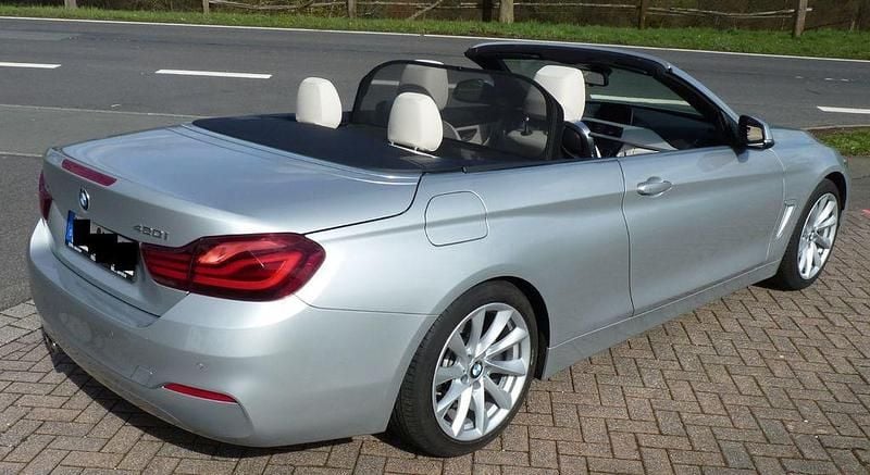 Gebraucht BMW 420 Advantage 184 PS (135 kW) 2019 Silber Cabrio