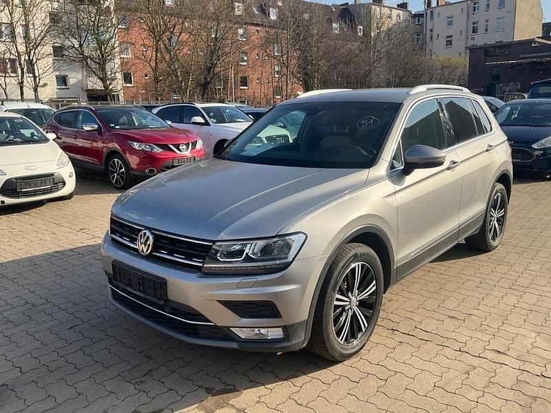 Gebraucht VW Tiguan Highline 150 PS (110 kW) 2017 Silber SUV