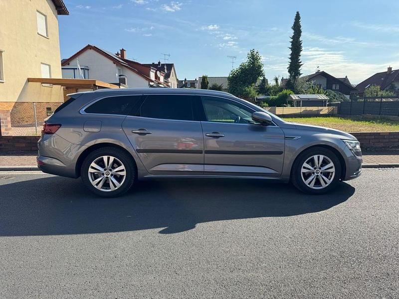 Grau Gebraucht 2019 Renault Talisman GrandTour Kombi | 12.900 € (Etwas zu teuer) - Bild 1/4