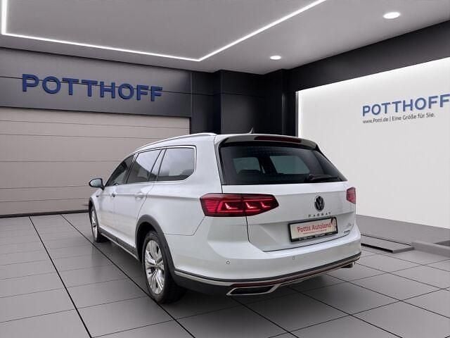 Gebraucht VW Passat Alltrack 200 PS (147 kW) 2021 Weiss Kombi