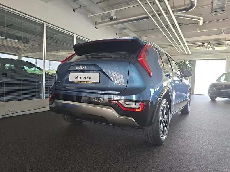 Gebraucht Kia Niro Vision 129 PS (94 kW) 2025 Blau SUV