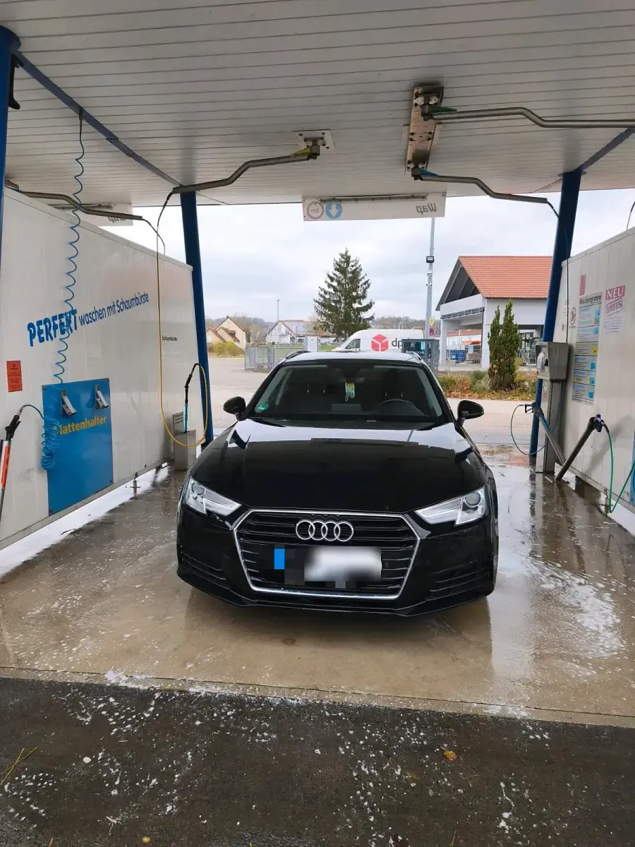 Gebraucht Audi A4 190 PS (139 kW) 2018 Schwarz Kombi