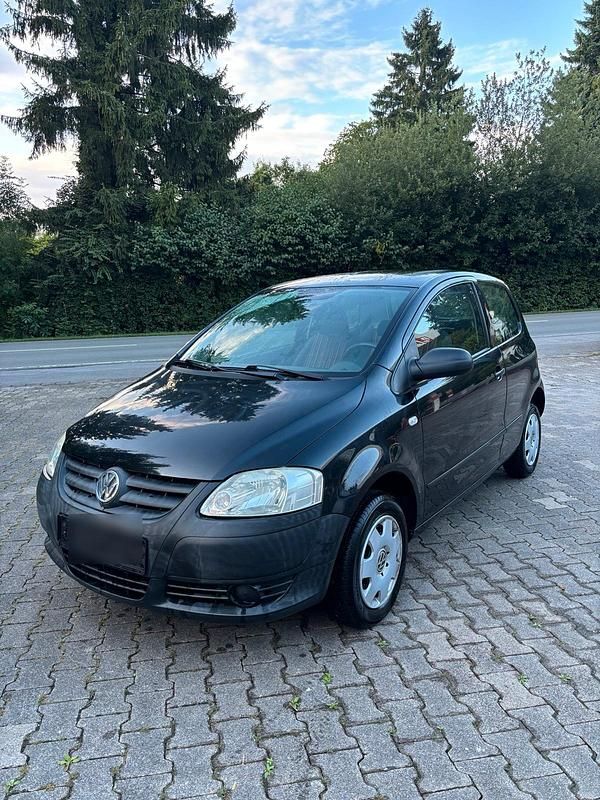 Schwarz Gebraucht 2007 VW Fox Kleinwagen | 700 € (Superpreis) - Bild 1/4