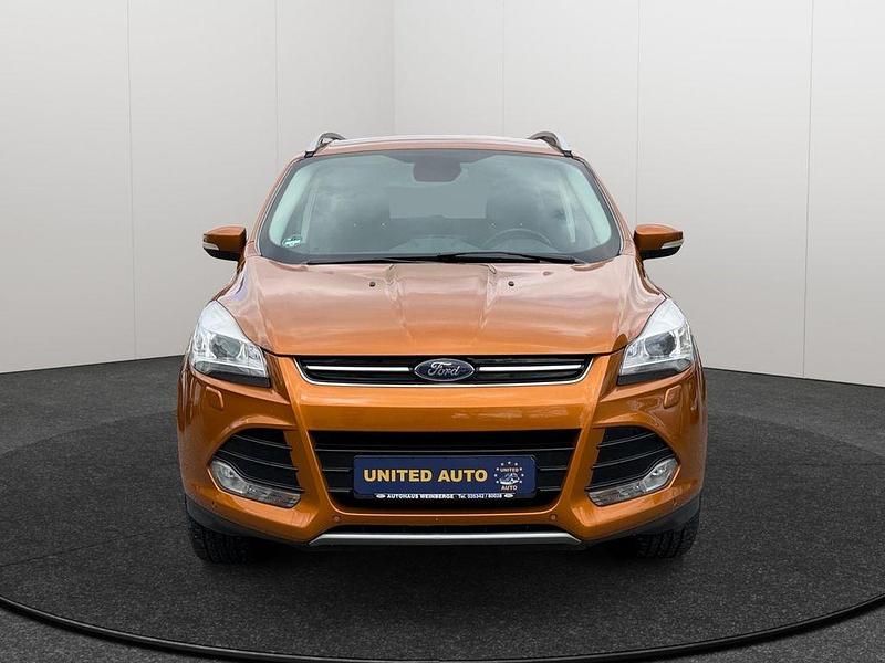 Gebraucht Ford Kuga Titanium 150 PS (110 kW) 2016 Orange SUV