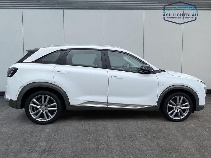 Gebraucht Hyundai Nexo Premium 163 PS (119 kW) 2022 White cream SUV