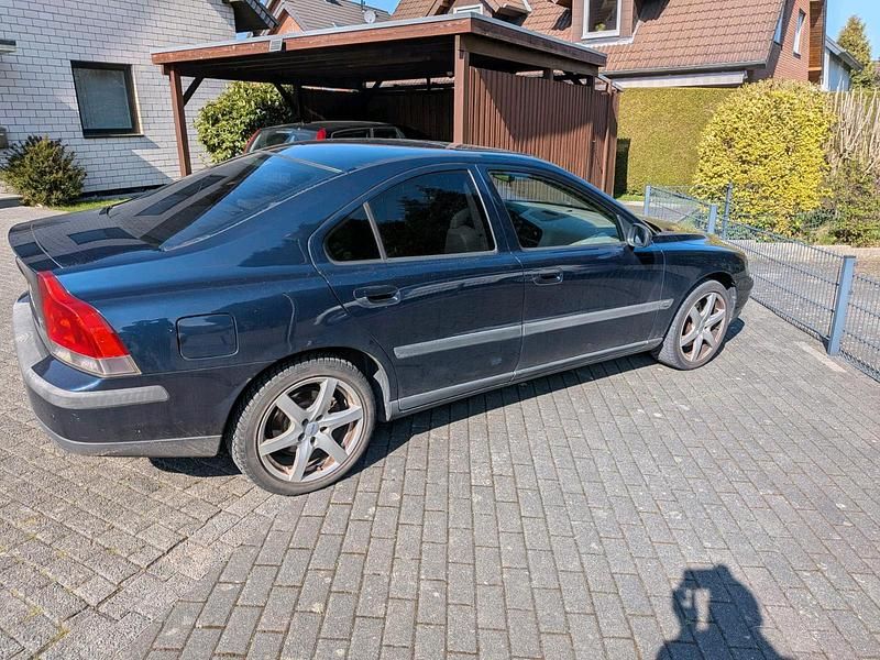 Gebraucht Volvo S60 209 PS (153 kW) 2004 Blau Limousine