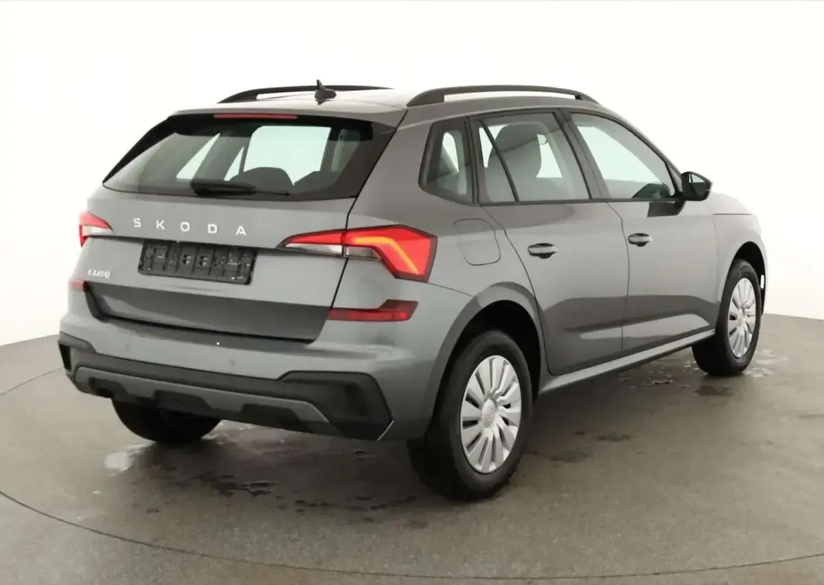 Uusi Skoda Kamiq Selection 150 HP (110 kW) 2026 Harmaa Katumaasturi