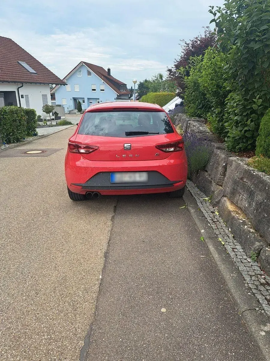 Gebraucht Seat Leon FR 125 PS (91 kW) 2013 Rot Limousine