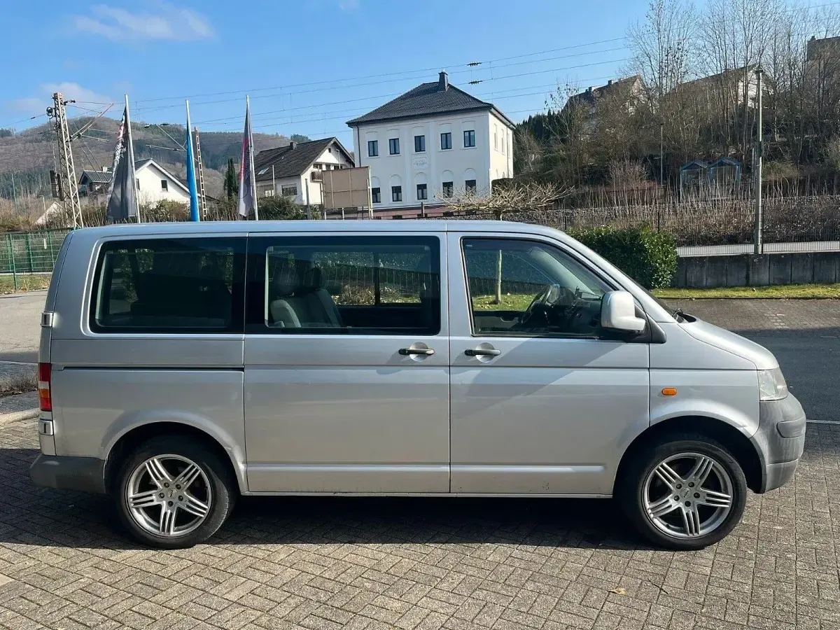 Gebraucht VW T5 174 PS (127 kW) 2005 Silber Van