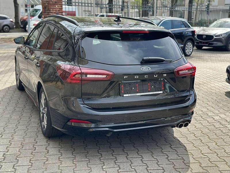 Gebraucht Ford Focus ST-Line X 155 PS (114 kW) 2025 Schwarz Kombi