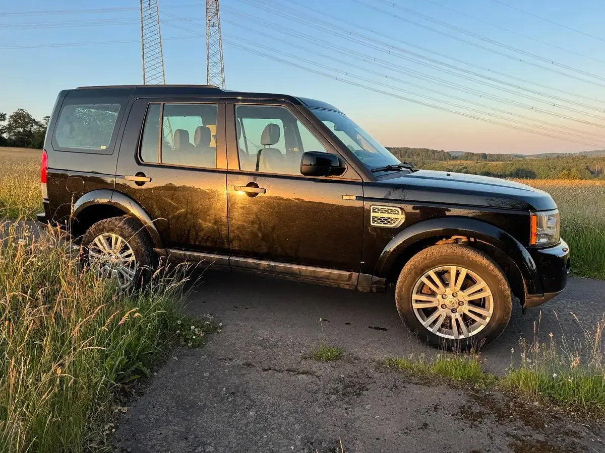 Gebraucht Land Rover Discovery 4 HSE 245 PS (180 kW) 2011 Schwarz SUV