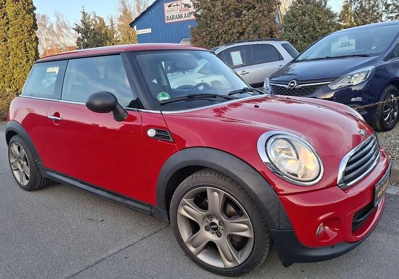 Gebraucht Mini ONE 75 PS (55 kW) 2013 Rot Kleinwagen