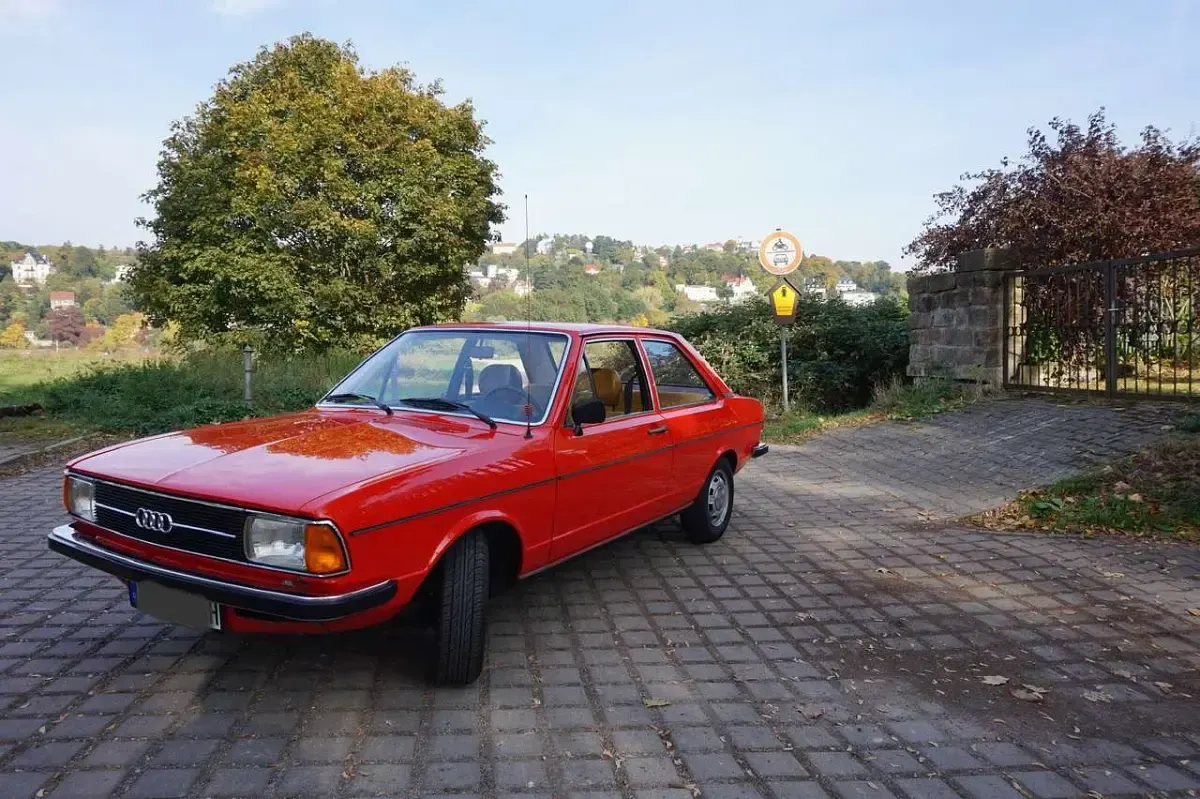 Gebraucht Audi 80 Design 54 PS (39 kW) 1978 Rot Limousine