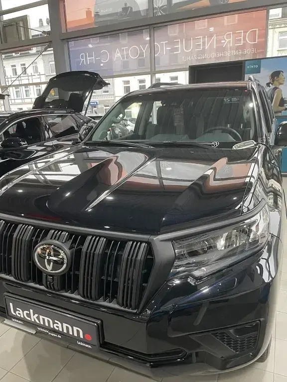 Gebraucht Toyota Land Cruiser TEC-Edition 204 PS (150 kW) 2024 Schwarz SUV