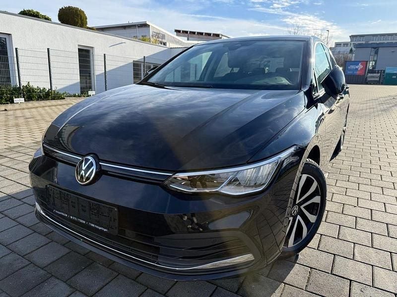 Gebraucht VW Golf VIII Active 110 PS (80 kW) 2022 Schwarz Limousine