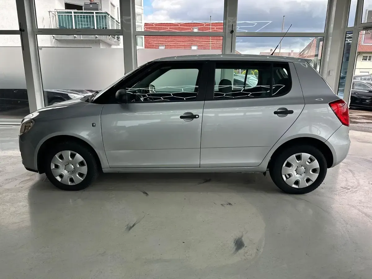 Gebraucht Skoda Fabia Classic 69 PS (50 kW) 2008 Silber Kleinwagen