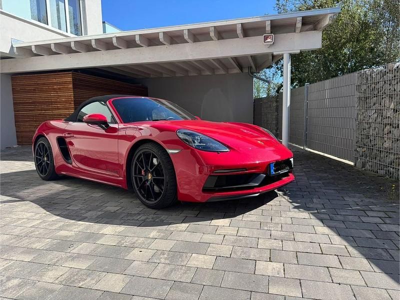 Rot Gebraucht 2021 Porsche Boxster GTS Cabrio | 88.900 € (Fairer Preis) - Bild 1/4
