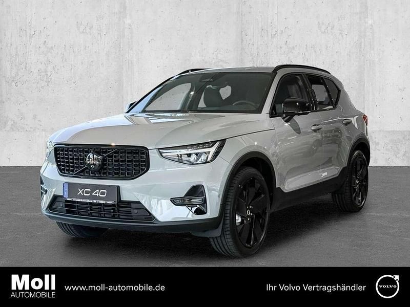 Neu Volvo XC40 Plus 163 PS (119 kW) 2026 Weiss SUV