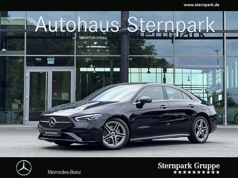 Lack kosmosschwarz Gebraucht 2024 Mercedes CLA220 AMG Limousine | 38.900 € (Fairer Preis) - Bild 1/4