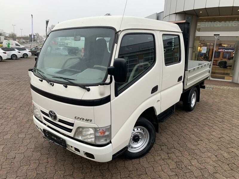 Weiß Gebraucht 2011 Toyota Dyna Abholung | 11.990 € - Bild 1/4