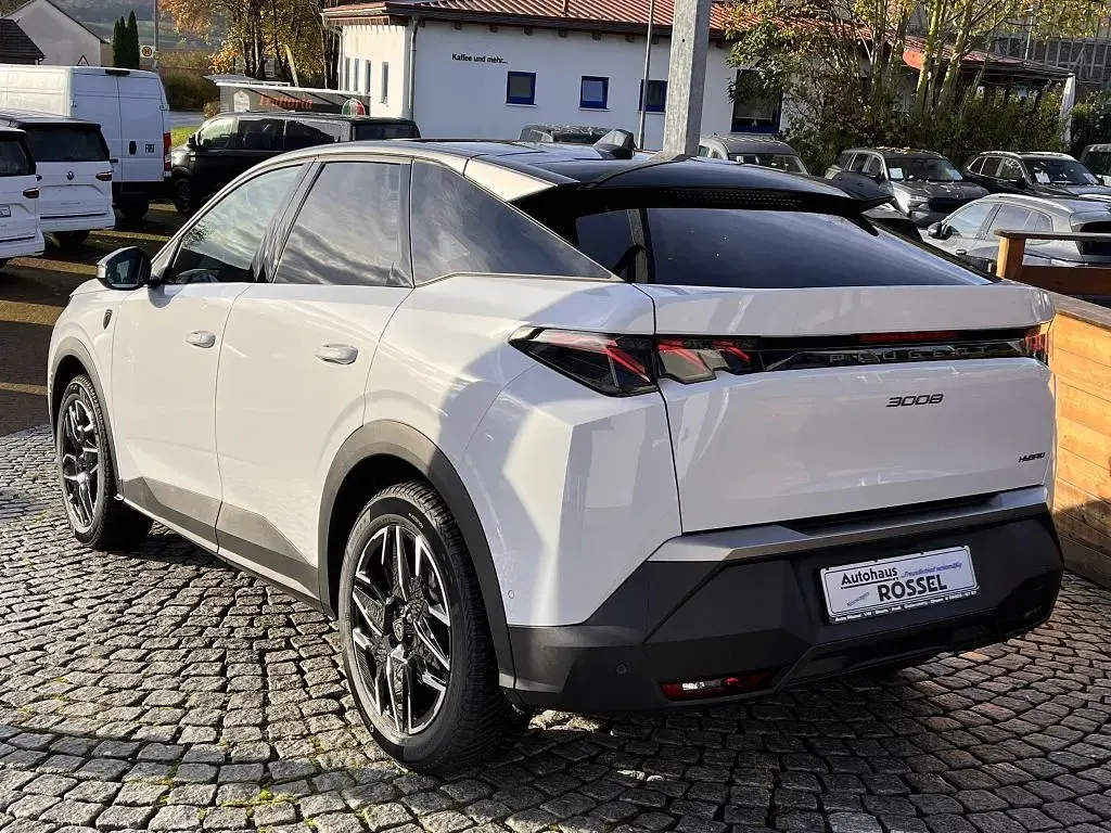 Neu Peugeot 3008 GTi 145 PS (106 kW) 2026 Okenit weiß SUV