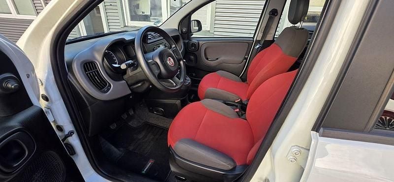 Gebraucht Fiat Panda 69 PS (50 kW) 2016 Colore esterno (weiss) Kleinwagen