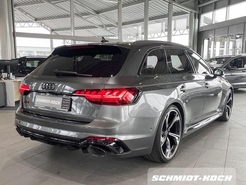 Gebraucht Audi RS4 Comfort 450 PS (330 kW) 2022 Grau (grau) Kombi