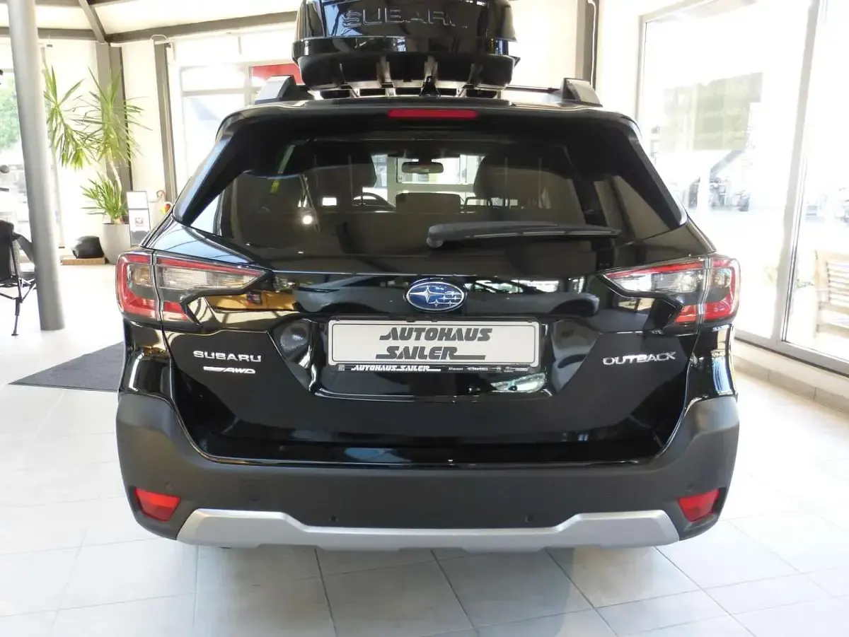 Neu Subaru Outback Platinum 169 PS (124 kW) 2026 Crystal black Kombi