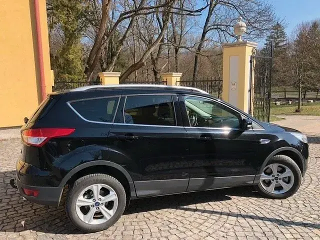 Gebraucht Ford Kuga SYNC Edition 150 PS (110 kW) 2016 Schwarz SUV