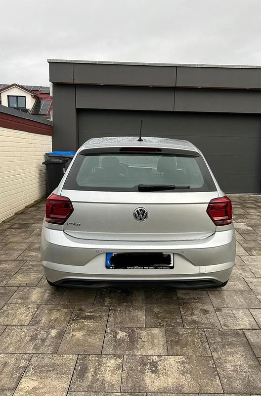 Gebraucht VW Polo Highline 95 PS (69 kW) 2018 Silber Kleinwagen