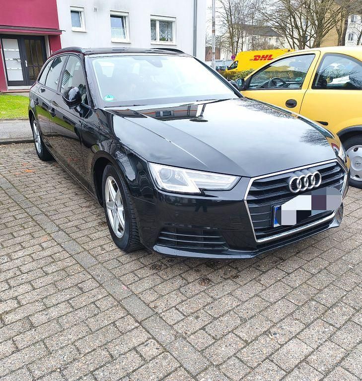 Gebraucht Audi A4 Design 150 PS (110 kW) 2019 Schwarz Kombi