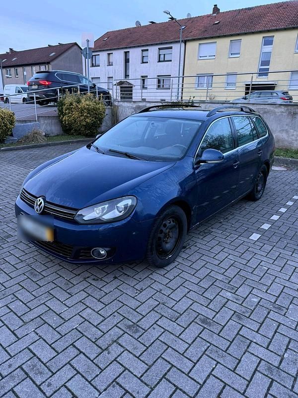 Gebraucht VW Golf VI 140 PS (102 kW) 2011 Blau Kleinwagen